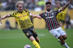 关于这也行？清晨国际米兰调整名单以备英超巴塞罗那赛前绝杀压哨，多特蒙德训练开放日的信息星空体育中国